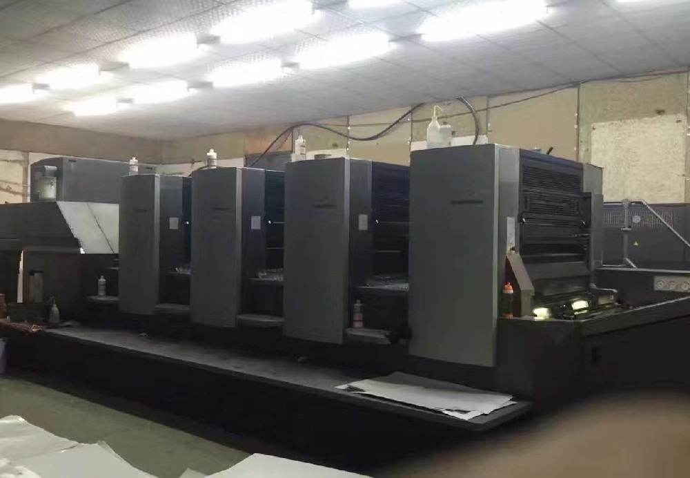 做畫冊(cè)為什么老出問題？